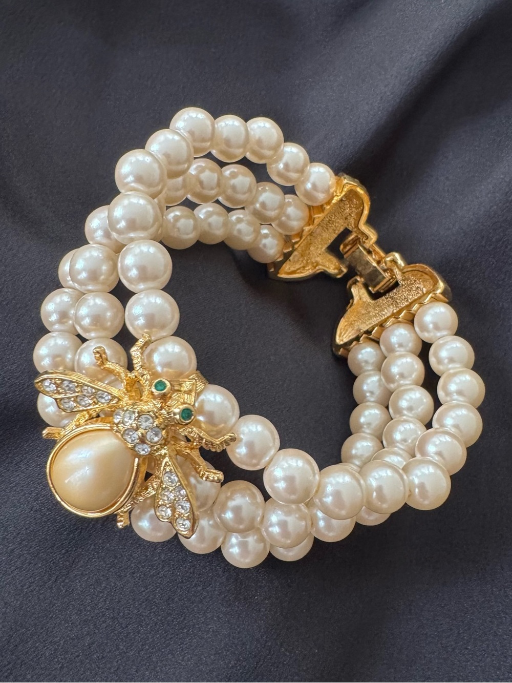 Vintage Joan Rivers Triple Strand Pearl Bracelet